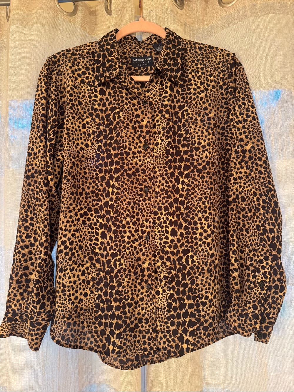 Liz Claiborne LizSport Leopard Print Long Sleeve Button Down Blouse Leopard